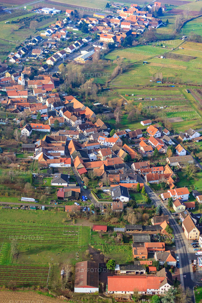 Luftbild: Dorfansicht von Osten in Oberhausen im Bundesland Rheinland-Pfalz in Deutschland. Foto: IMG_35548.jpg vom 20.11.2010 durch Werner Riehm/FLY-FOTO.de