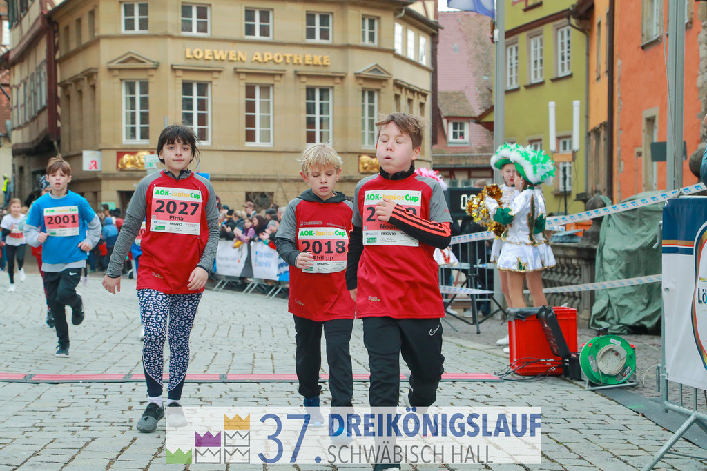 AOK JuniorCup 400m | 3Koenigslauf 2023 - Realisiert mit Pictrs.com