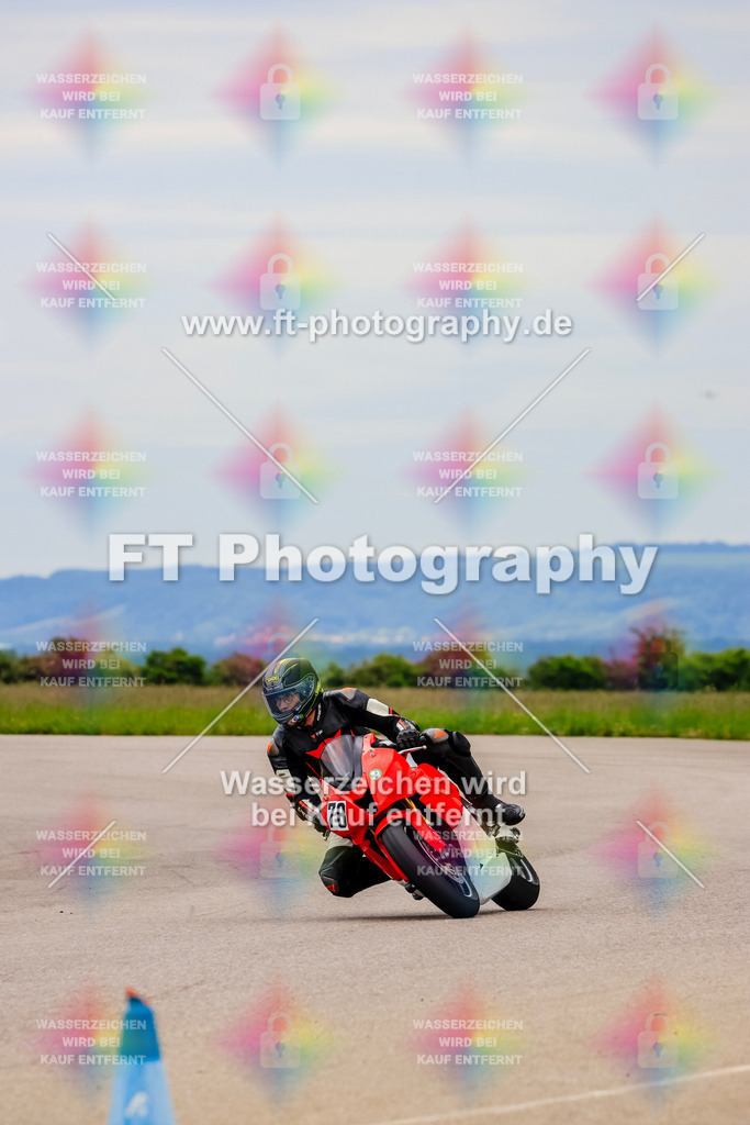 MotoTeam-2859 | Hier findet Ihr Bilder von Touristenfahrten auf der Nürburgring Nordschleife oder von anderen Veranstaltungen die ich besucht habe. Viel Spass beim Durch Schauen 