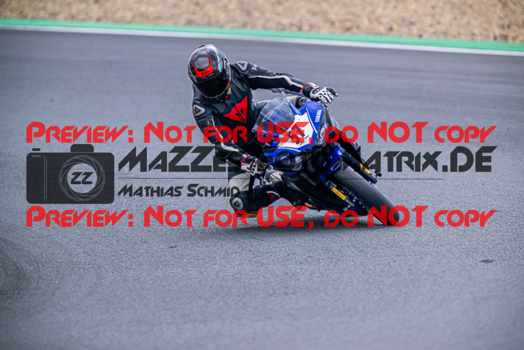 MaZZes_FotoMatrix_220521_9169 | Fotograf Mathias Schmid
Sportfotograf,
Eventfotograf,
Hochzeitsfotograf,
Portraitfotograf