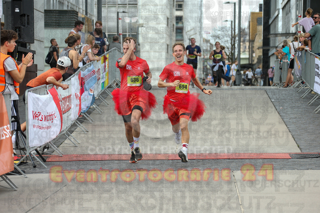 250920_1529_EX1_9651 | Sportfotografie im Rhein-Sieg Kreis, Köln, Bonn, NRW, Rheinland Pfalz, Hessen, etc. Unser Tätigkeitsfeld umfasst den Laufsport vom Volkslauf über den Marathon, Duathlon, Triathon bis zum Ultralauf wie Kölnpfad Ultra oder Schindertrail.