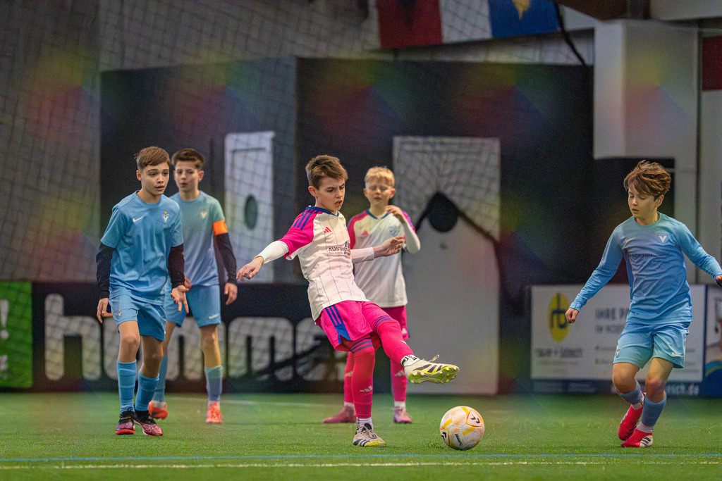 blr.pics-123 | Professionelle Fußball- und Sportfotografie. Spielbilder online ansehen und kaufen – Einzelbilder oder komplette Galerien in hoher Qualität. - Realisiert mit Pictrs.com