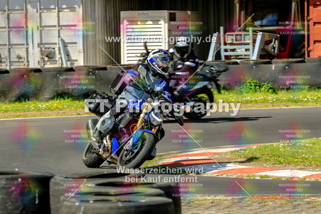 _OTO1884 | Hier findet Ihr Bilder von Touristenfahrten auf der Nürburgring Nordschleife oder von anderen Veranstaltungen die ich besucht habe. Viel Spass beim Durch Schauen 