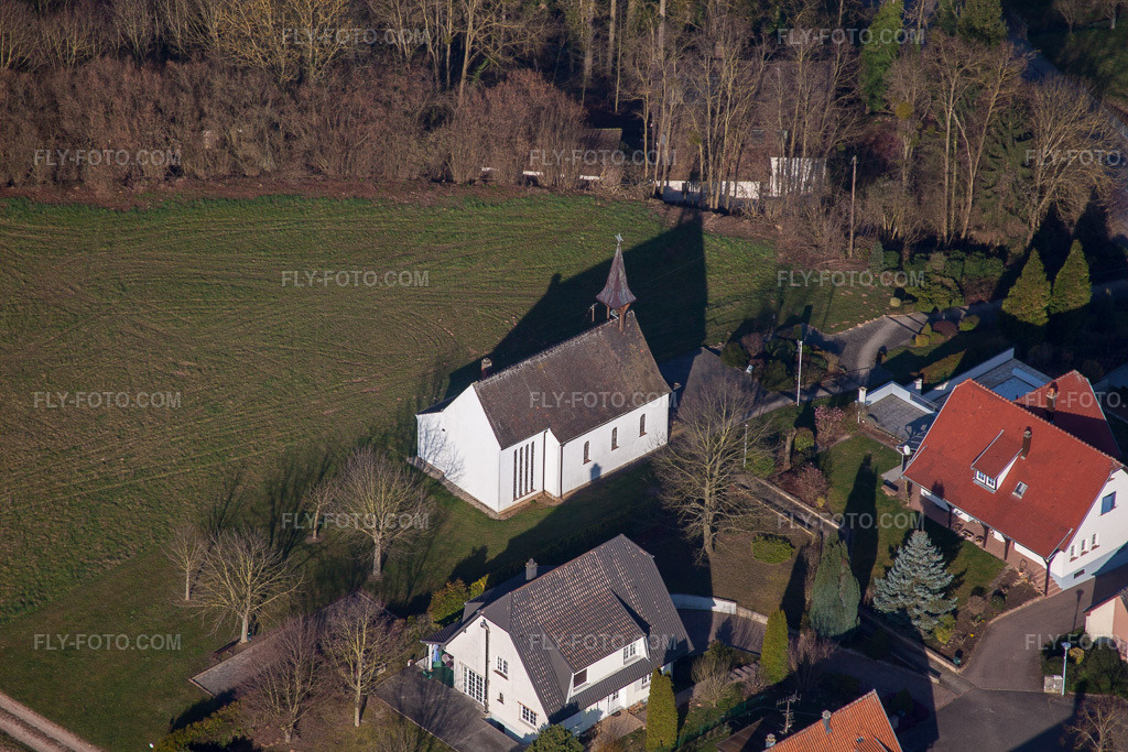 Aerial view: View of the town in Scheibenhard in the state Bas-Rhin, France.Photo: IMG_62664.jpg taken on 03/09/2014 by Werner Riehm/FLY-FOTO.comResolution of the original: 4752 x 3168 px