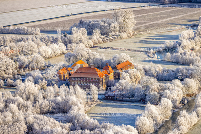 Hamm221202523SchlossOberwerries | Schloss Oberwerries, Wasserschloss in winterlichen Lippeauen, Heessen, Hamm, Ruhrgebiet, Nordrhein-Westfalen, Deutschland
