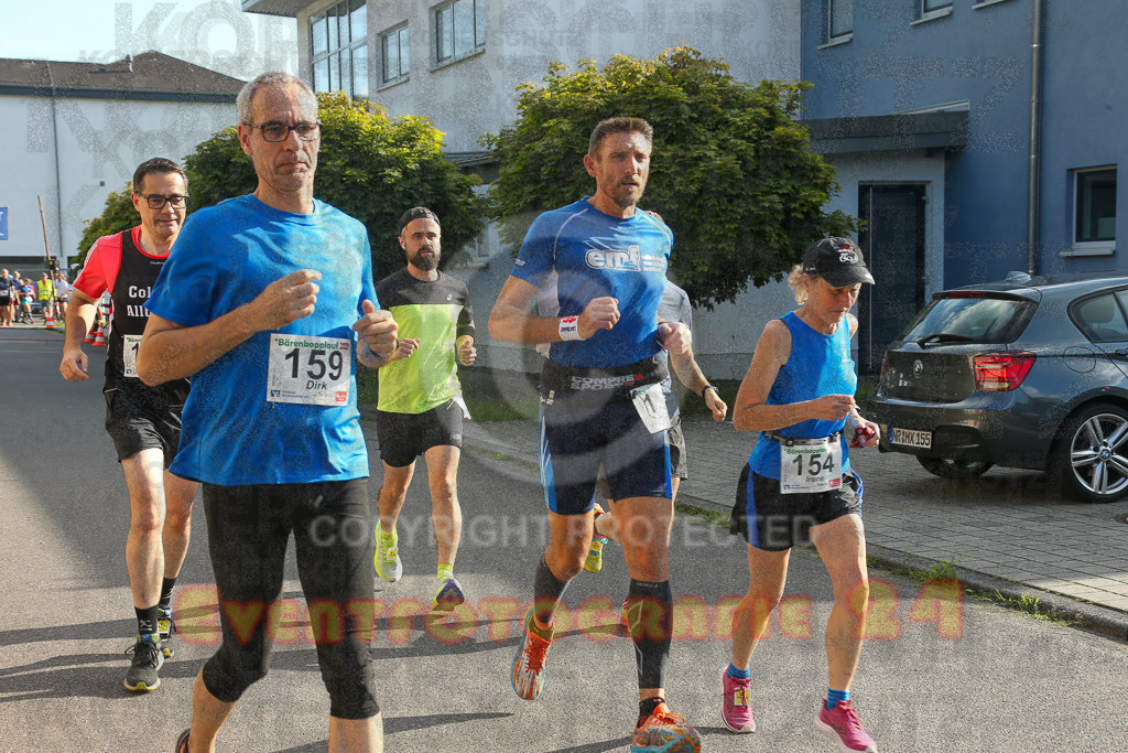 230804_1806_EX1_3691 | Sportfotografie im Rhein-Sieg Kreis, Köln, Bonn, NRW, Rheinland Pfalz, Hessen, etc. Unser Tätigkeitsfeld umfasst den Laufsport vom Volkslauf über den Marathon, Duathlon, Triathon bis zum Ultralauf wie Kölnpfad Ultra oder Schindertrail.