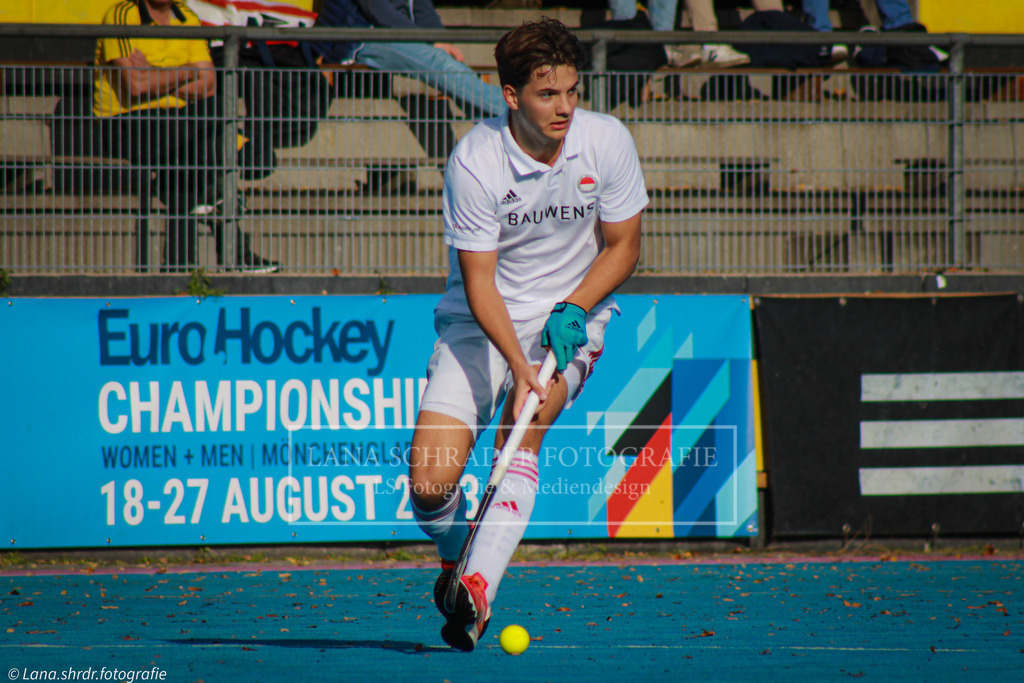 DM22 HALBFINALE RWK-HTCU 22.10.22-19 | lanaschraderfotografie - Realisiert mit Pictrs.com