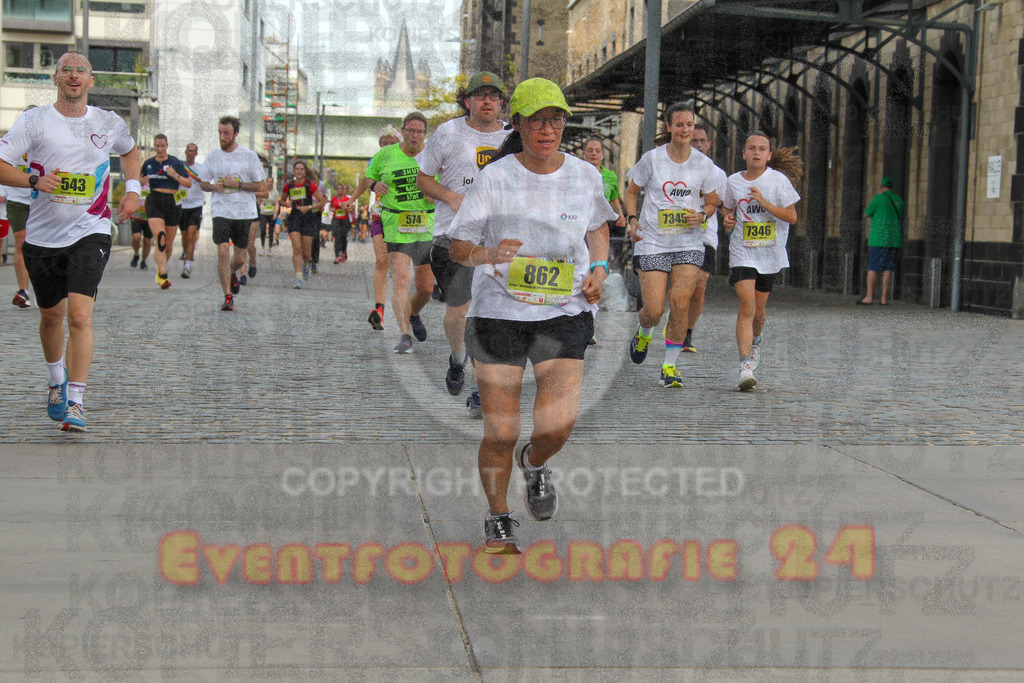 250920_1331_EV4_5929 | Sportfotografie im Rhein-Sieg Kreis, Köln, Bonn, NRW, Rheinland Pfalz, Hessen, etc. Unser Tätigkeitsfeld umfasst den Laufsport vom Volkslauf über den Marathon, Duathlon, Triathon bis zum Ultralauf wie Kölnpfad Ultra oder Schindertrail.