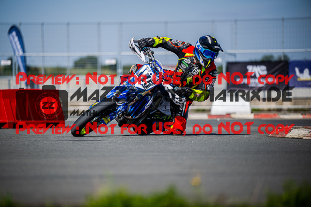 MaZZes_FotoMatrix_220903_0983 | S3