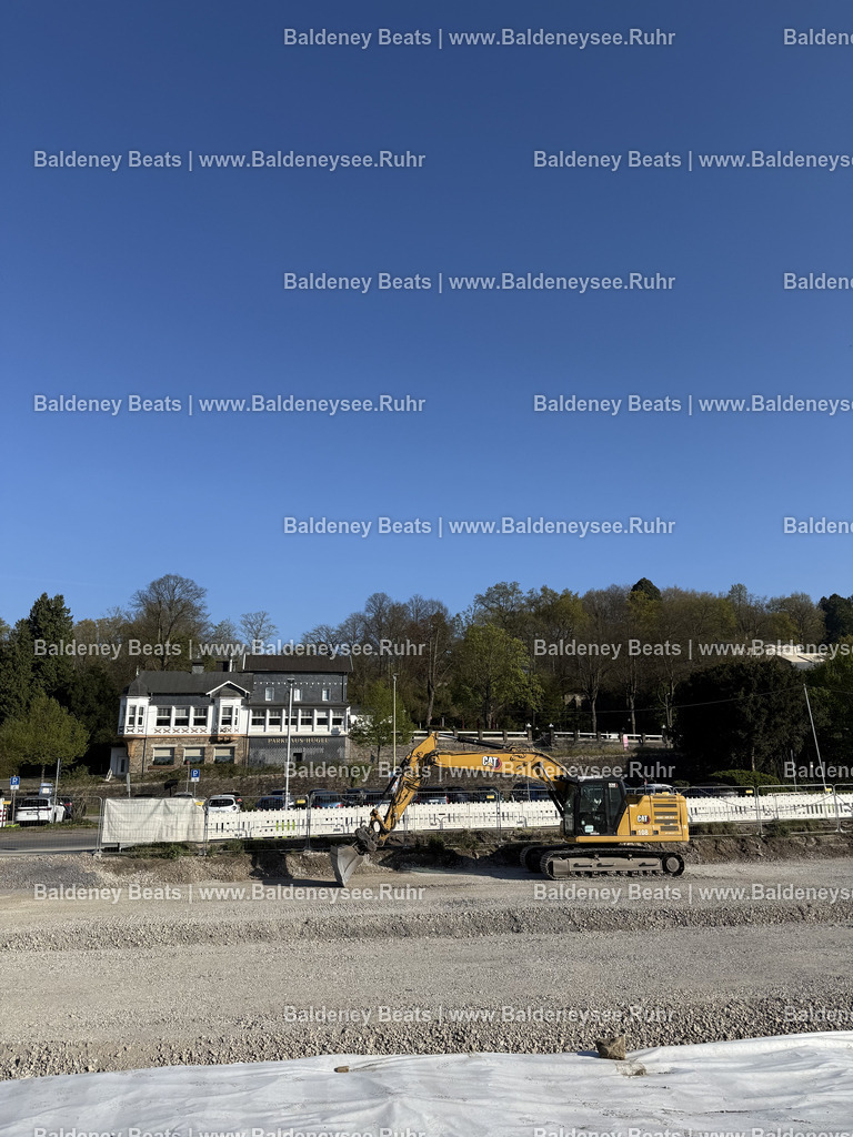 Bautagebuch - Regattatribüne Baldeneysee | Alle Nutzungsrechte vorbehalten. Jede Nutzung des Bildes bedarf einer gültigen Lizenz. Der Urheber- und Quellenhinweis „Foto: Cesar von Meissen / Baldeneysee.Ruhr“ ist bei jeder Veröffentlichung direkt am Bild anzubringen. Eine Weitergabe, Unterlizenzierung oder Weiterveräußerung an Dritte ist unzulässig. - Realisiert mit Pictrs.com
