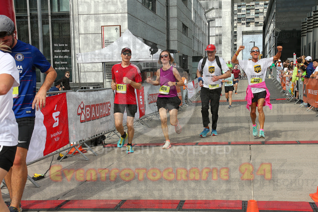 250920_1326_EX1_4608 | Sportfotografie im Rhein-Sieg Kreis, Köln, Bonn, NRW, Rheinland Pfalz, Hessen, etc. Unser Tätigkeitsfeld umfasst den Laufsport vom Volkslauf über den Marathon, Duathlon, Triathon bis zum Ultralauf wie Kölnpfad Ultra oder Schindertrail.