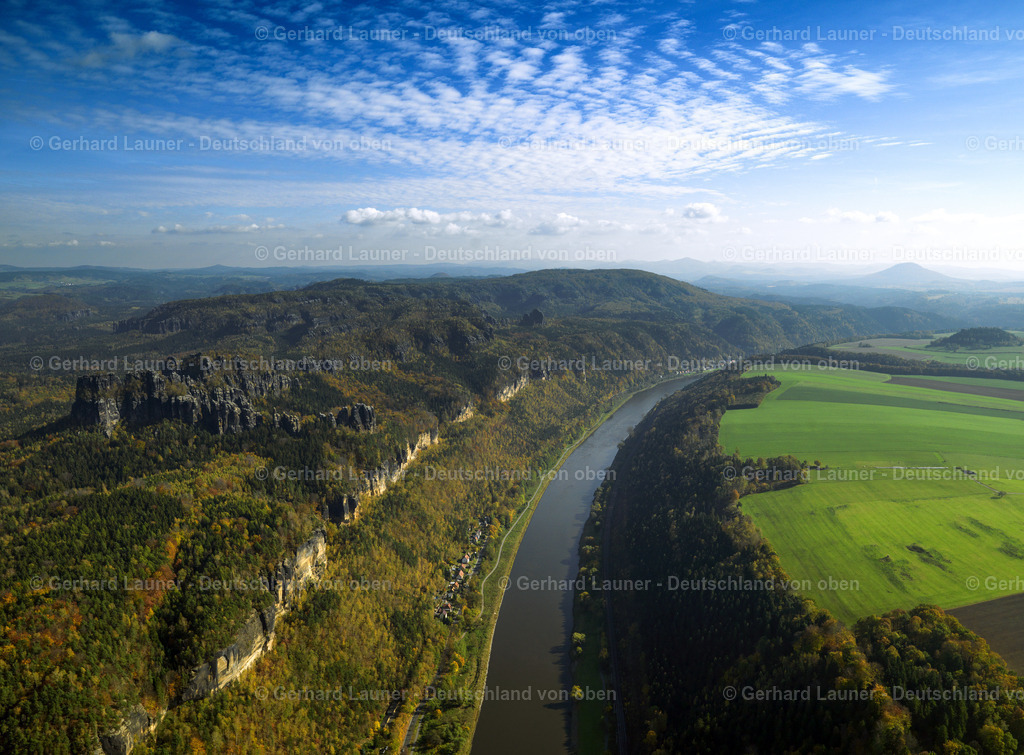 2888026 | Elbe bei Bad Schandau, Nationalpark Sächsische Schweiz, Schrammsteine