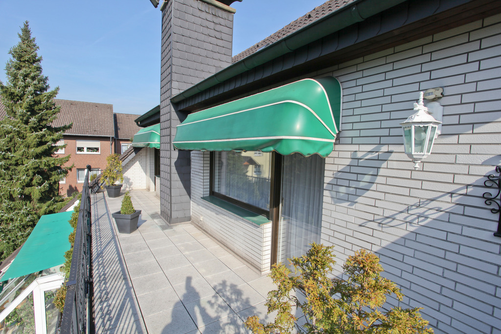 Schrader Budberg 17 | Foto, Video, Fotografie, Videografie, Fotobox, DJ, Discjockey, Musik, Musikbox, Veranstaltung, Photobooth, Amazon, Ebay, Buchtipp, Bestseller, Autor, Verlag, Buch, Wesel, Hamminkeln, NRW, Dinslaken, Rees, Drohne, Hochzeit, Party, Fotobox, Wesel, Fotograf