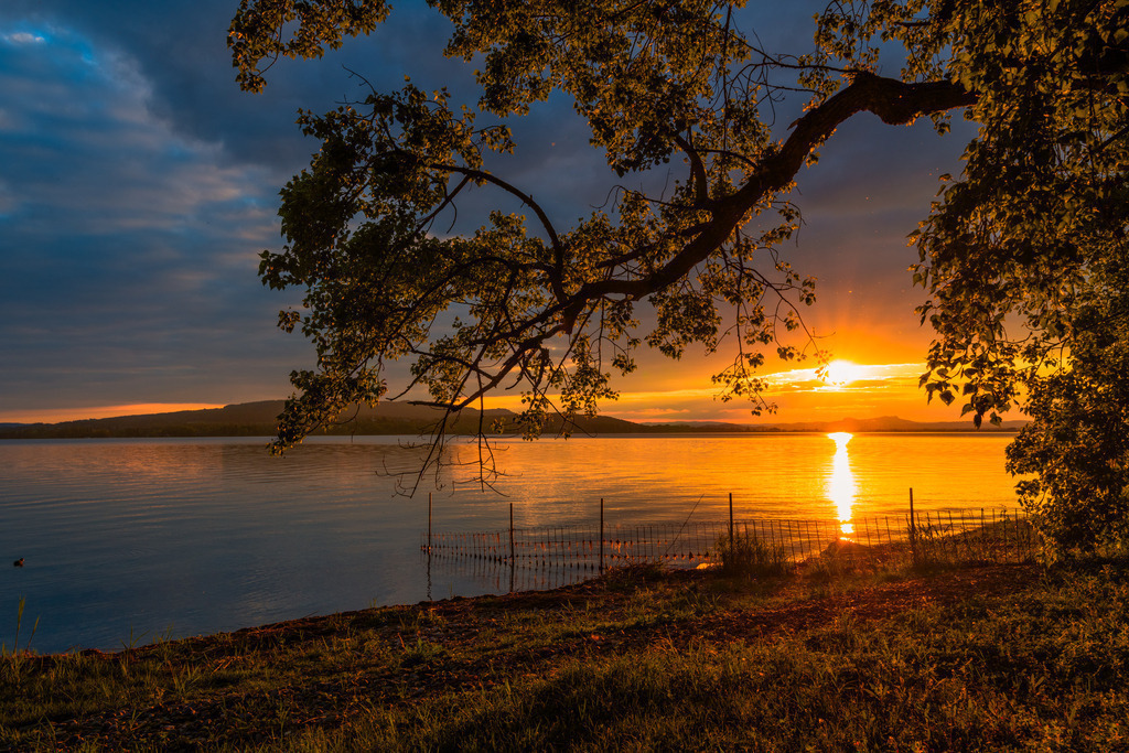 Sonnenuntergang am Bodensee | <div id="allefotografen-seal-verified-green"></div><script src="https://www.allefotografen.de/956728/seal-verified-green/seal.js" async="async"></script> - Realisiert mit Pictrs.com