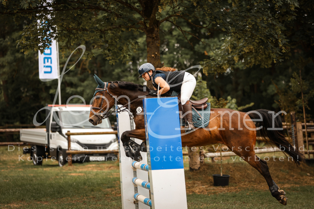 17.SaStA00150 | Leoni Ertmer Photography - Realisiert mit Pictrs.com