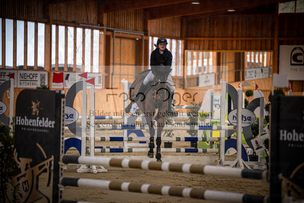 DOS_0330 | Entdecke hochwertige Reitturnierfotos von Foto Oger. Professionell, emotional und authentisch – jetzt Lieblingsmomente im Shop bestellen.Deutschlandweite Turnierfotografie. - Realisiert mit Pictrs.com