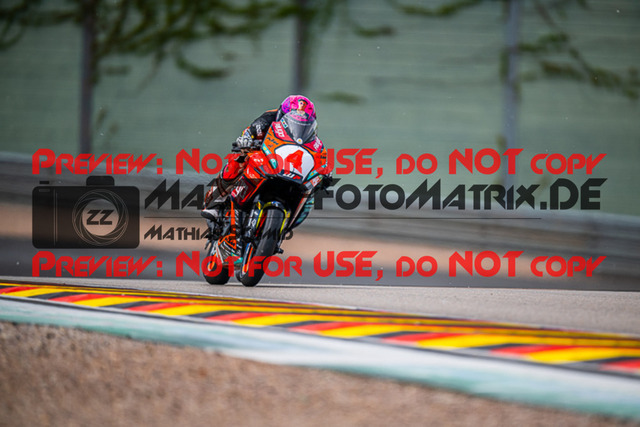 MaZZes_Fotomatrix_20230512_6007705_0060 | SSP300