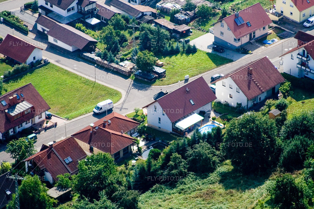 Luftbild: Ritter-Stephan-von-Mörlheim-Straße in Eußerthal im Bundesland Rheinland-Pfalz in Deutschland. Foto: IMG_12118.jpg vom 31.07.2008 durch Werner Riehm/FLY-FOTO.de