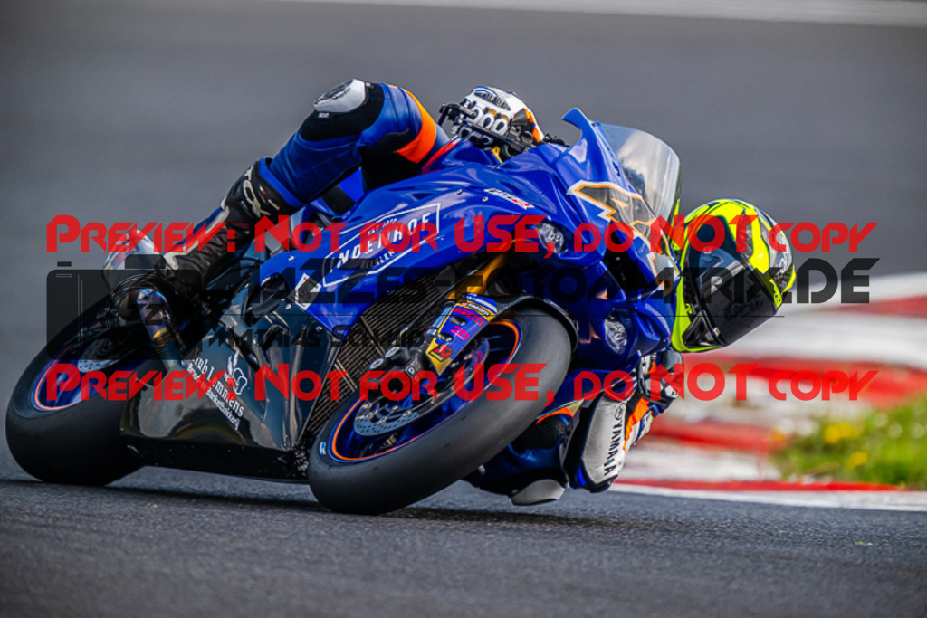 MaZZes_FotoMatrix_220506_97273 | Fotograf Mathias Schmid
Sportfotograf,
Eventfotograf,
Hochzeitsfotograf,
Portraitfotograf