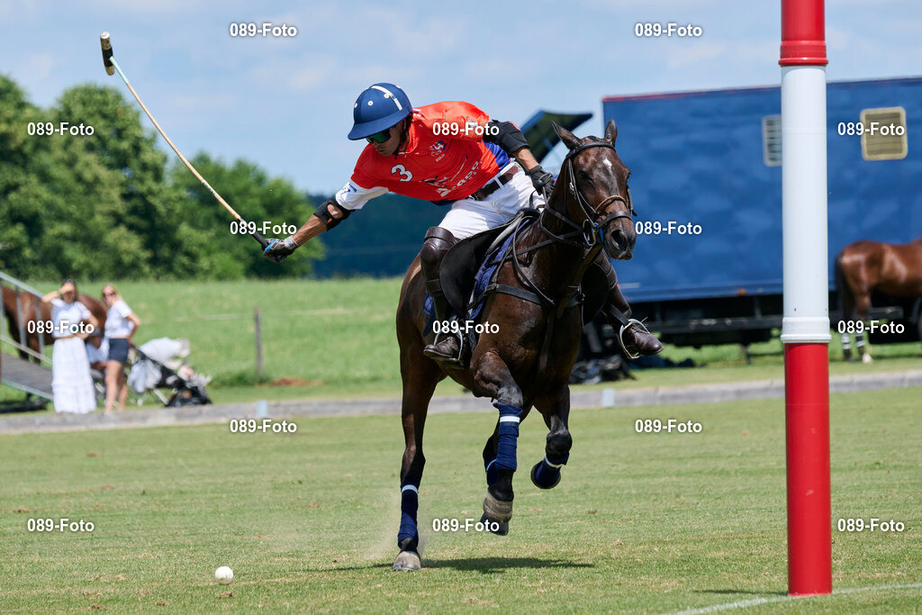 La Tarde Polo Cup 2025, H3 Polo Passion Team vs Chiemsee Polo Team | La Tarde Polo Club Munich, La Tarde Polo Cup 2025, H3 Polo Passion Team vs Chiemsee Polo Team, Foto: 089-foto - Realisiert mit Pictrs.com