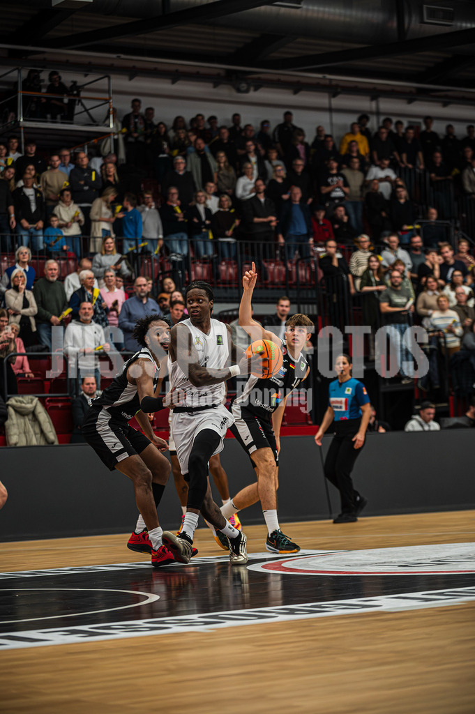 Dragons-35 | jns.sportfotos - Realisiert mit Pictrs.com