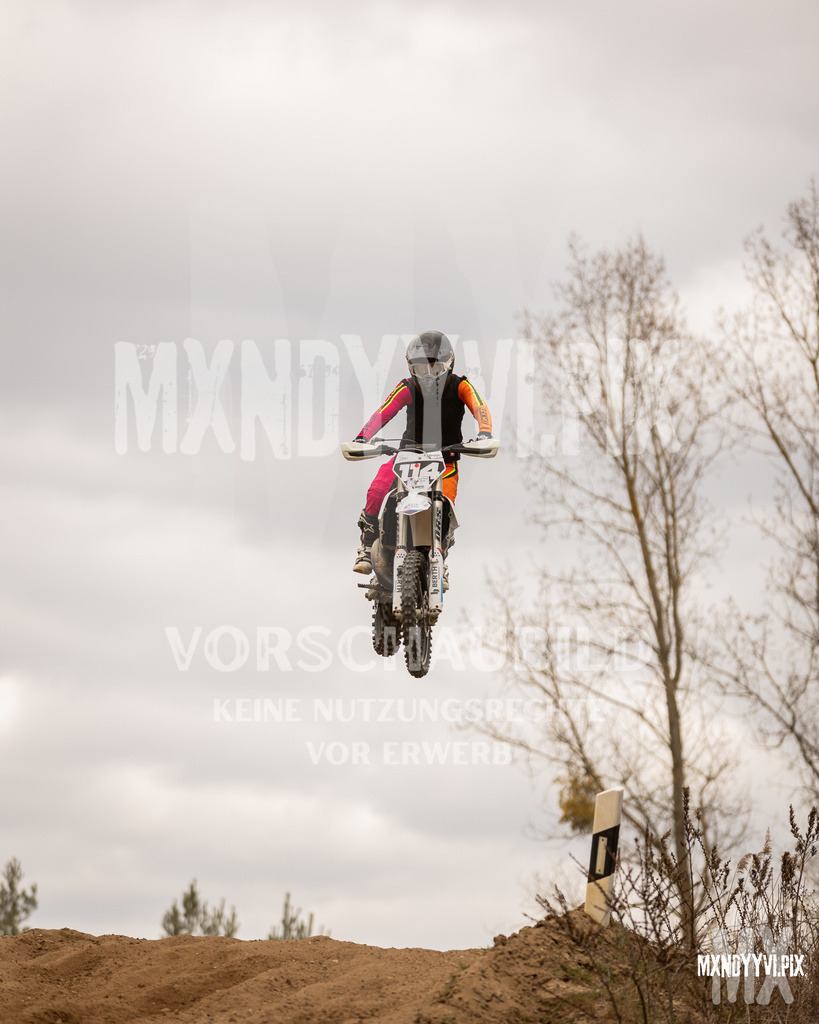 866A1828 | mxndyyvipix