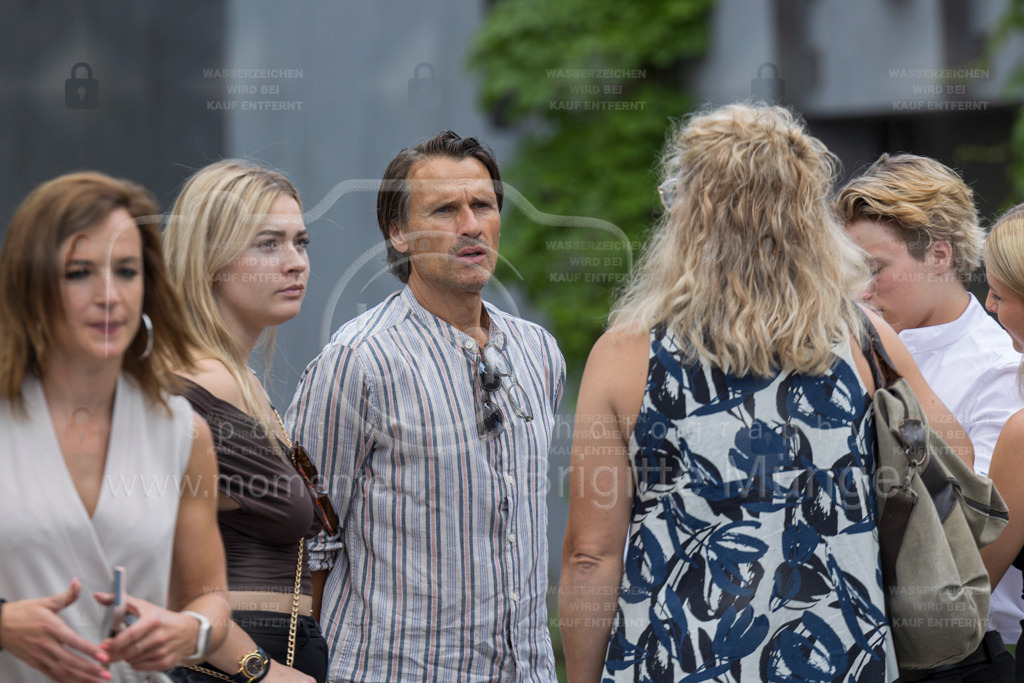 FeusiDiplomfeier_R6OO2824 | Brigitte Münger / bmsportphotography - Realisiert mit Pictrs.com