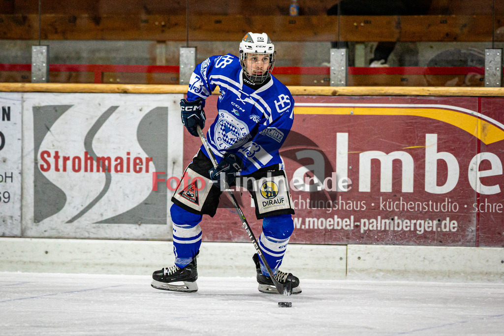 SC Forst NATURE BOYS gegen WANDERERS Germering | Eishockey Landesliaga Herren Gruppe A 2024/2025, SC Forst NATURE BOYS gegen WANDERERS Germering, 20241025,Julian KRAUS (Nature Boyz 73) in Aktion,2024-10-25 in Peißenberg (Eisstadion Peißenberg), Julian KRAUS (Nature Boyz 73)Copyright: WolfgangxLindner www.foto-lindner.de