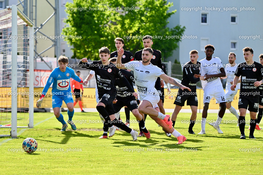 ASK Klagenfurt vs. SK Vorwärts Steyr 21.4.2024 | #1 Valerian Harald Hüttner SK Vorwärts Steyr, #13 Kyrylo Romaniuk ASK Klagenfurt, ASK Klagenfurt vs. SK Vorwärts Steyr 21.4.2024, ASK Klagenfurt vs. SK Vorwärts Steyr am 21.04.2024 in Klagenfurt (ASK Sportzentrum Fischl), Austria, (Photo by Bernd Stefan)