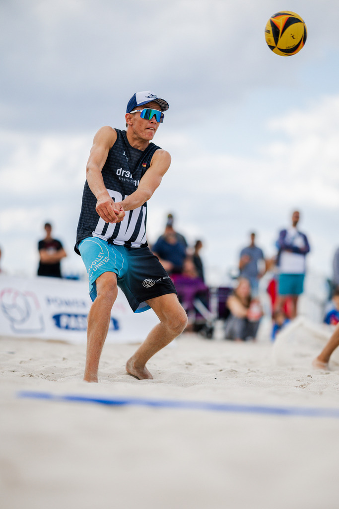 Beachvolleyball I Saison 2026 I Deutsche Meisterschaft U19 I 3. Tag | Jasper Lorenz Fotografie - Realisiert mit Pictrs.com
