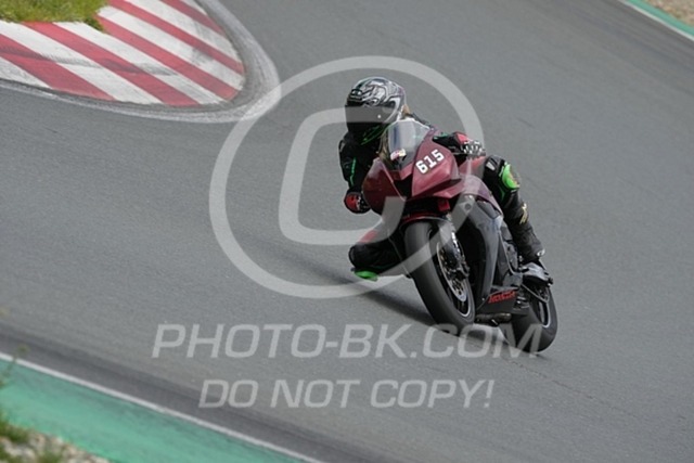 2024_07_08_PBK_51483 | Sportfotografie; SlowMotion; Video; Rennstrecke; Hafeneger; Speer; Racing; RSE; BMW; CBO; Trackday; Motorsportarena; Hockenheimring; Brno; Most; Barcelona; Valencia