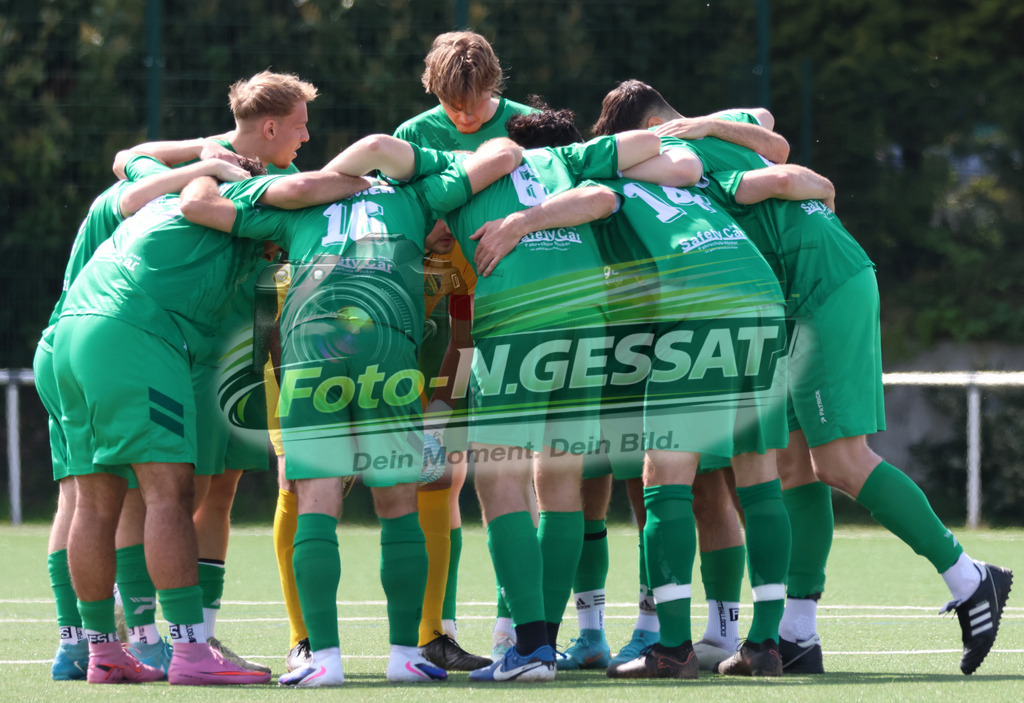 SC Enger - TuS Bruchmühlen | Auf dem Bild zu sehen: grün SC EngerSC Enger, TuS Bruchmühlen, Saison 25/26, Kreisliga A, Enger, Deutschland - Realisiert mit Pictrs.com