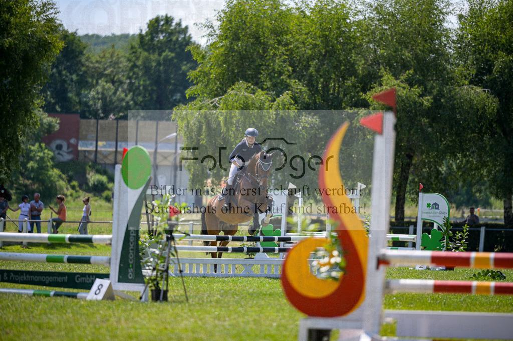 Reitturnier Voxtrup | Entdecke hochwertige Reitturnierfotos von Foto Oger. Professionell, emotional und authentisch – jetzt Lieblingsmomente im Shop bestellen.Deutschlandweite Turnierfotografie. - Realisiert mit Pictrs.com