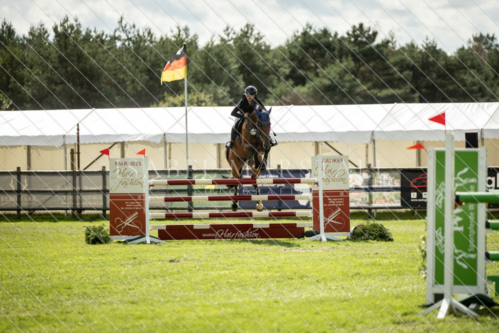 DK5A2849 | Isabel Marstall Fotografie - Realisiert mit Pictrs.com
