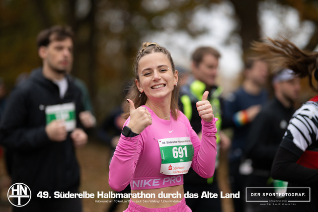 Süderelbe Halbmarathon 2025 I 09.11.2025 I Fotograf_DerSportfotograf.I 00329 | Der Sportfotograf. - Realisiert mit Pictrs.com