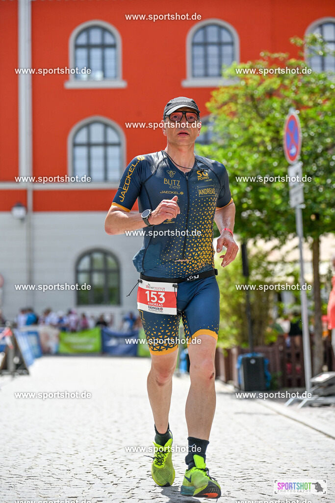 SZI_7067 | Stadttriathlon Erding 2025. #yourpictrs #sportshot_your_pictrs @Sportshotphotography #stadttriathlonerding Copyright: www.sportshot.de