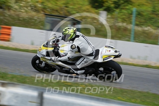 2024_07_19_PBK_13703 | Sportfotografie; SlowMotion; Video; Rennstrecke; Hafeneger; Speer; Racing; RSE; BMW; CBO; Trackday; Motorsportarena; Hockenheimring; Brno; Most; Barcelona; Valencia