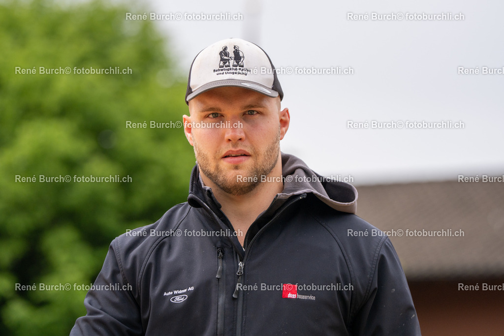 BUR02365 | René Burch leidenschaftlicher Fotograf aus Kerns in Obwalden.  Hier finden sie Sport, Landschaft und Natur Fotografie.
 - Realisiert mit Pictrs.com