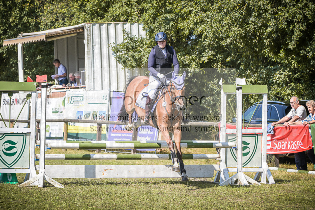 DOS_0857 | Entdecke hochwertige Reitturnierfotos von Foto Oger. Professionell, emotional und authentisch – jetzt Lieblingsmomente im Shop bestellen.Deutschlandweite Turnierfotografie. - Realisiert mit Pictrs.com