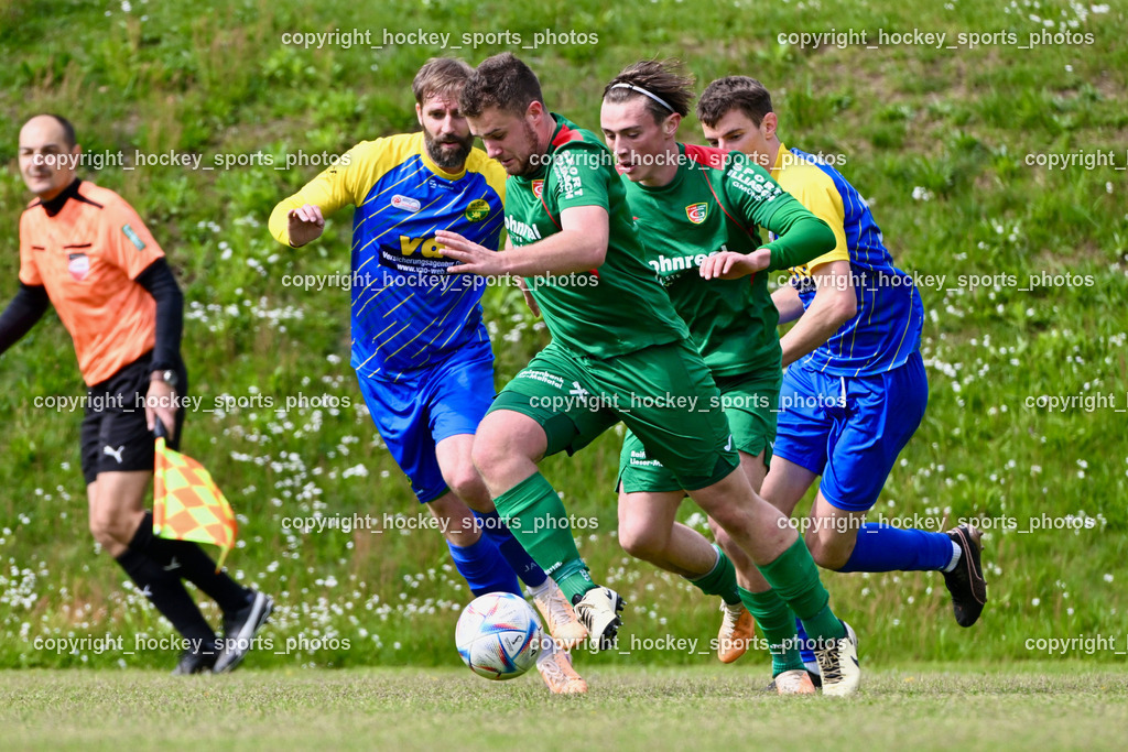 FC Gmünd vs. WSG Radenthein 20.4.2024 | #11 Manfred Duller WSG Radenthein, #10 Marcel Rudolf Schönherr Stranner ASKÖ Gmünd, #11 Jonas Oswald Stranner ASKÖ Gmünd, #16 Rok Jamsek WSG Radenthein, FC Gmünd vs. WSG Radenthein 20.4.2024, FC Gmünd vs. WSG Radenthein am 20.04.2024 in Gmünd (Sportplatz Gmünd), Austria, (Photo by Bernd Stefan)