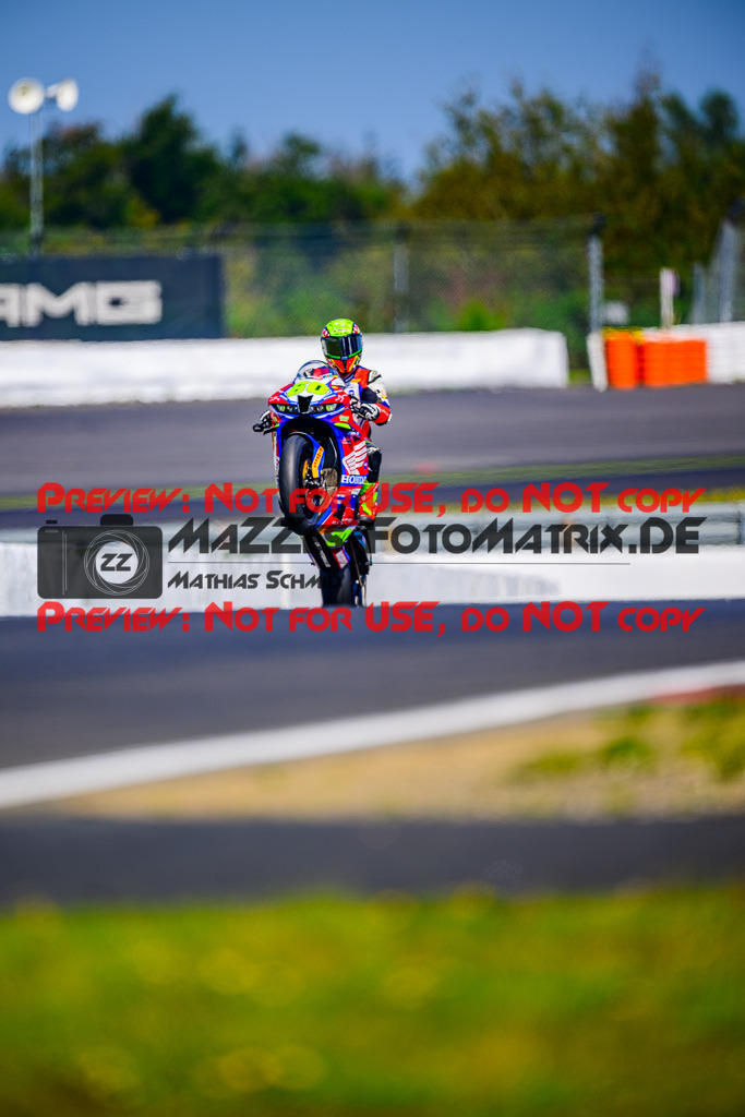 MaZZes_FotoMatrix_240901_6007705_7367 | SSP600