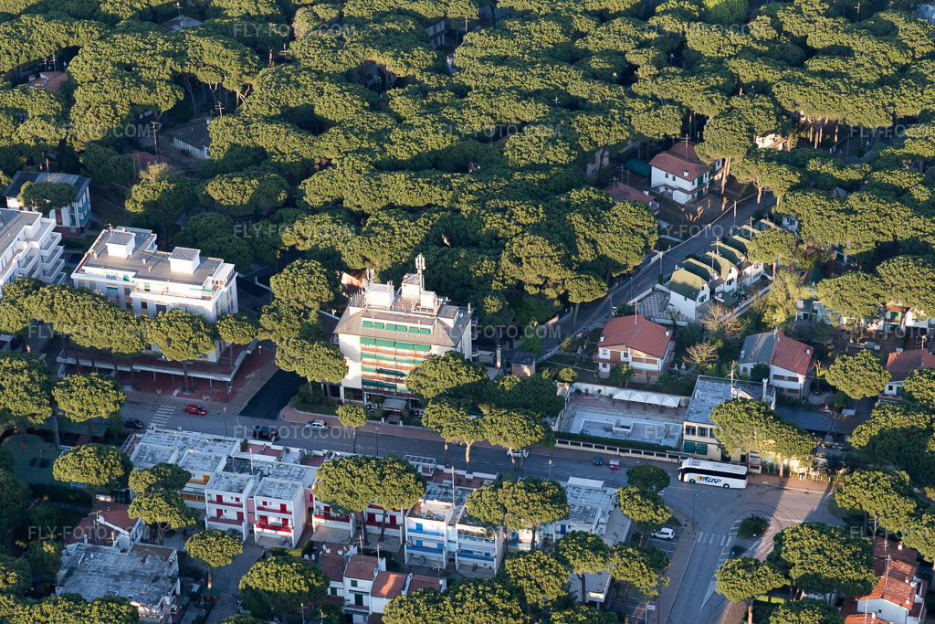 Aerial view: View of the town in Lido degli Estensi in the state Emilia Romagna, Italy.Photo: IMG_098716.jpg taken on 04/06/2017 by Werner Riehm/FLY-FOTO.comResolution of the original: 5472 x 3648 px