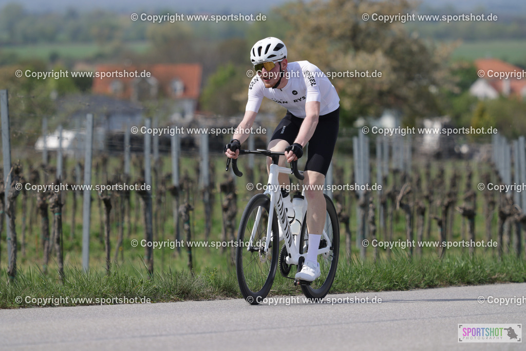 368A4314 | Neusiedlersee Radmarathon 2026@sportshot_your_pictrs #yourpictures#roadtowm2029 #nrm #neusiedlerseeradmarathon #neusiedlersee #neusiedlerseetourismus #burgenland #mörbisch #nrm26 #burgenlandtourismus #voglundco #poweredbyburgenlandtourismus #radsport #rad #marathon #ucigranfondo #visitburgenland #ucigranfondoworldseries