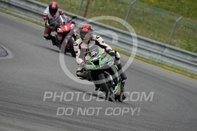 2024_07_20_PBK_22627 | Sportfotografie; SlowMotion; Video; Rennstrecke; Hafeneger; Speer; Racing; RSE; BMW; CBO; Trackday; Motorsportarena; Hockenheimring; Brno; Most; Barcelona; Valencia