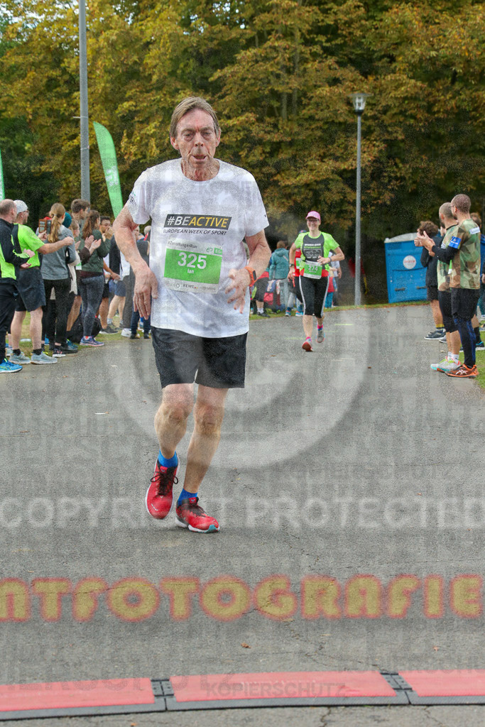 220925_1340_EX1_1682 | Sportfotografie im Rhein-Sieg Kreis, Köln, Bonn, NRW, Rheinland Pfalz, Hessen, etc. Unser Tätigkeitsfeld umfasst den Laufsport vom Volkslauf über den Marathon, Duathlon, Triathon bis zum Ultralauf wie Kölnpfad Ultra oder Schindertrail.