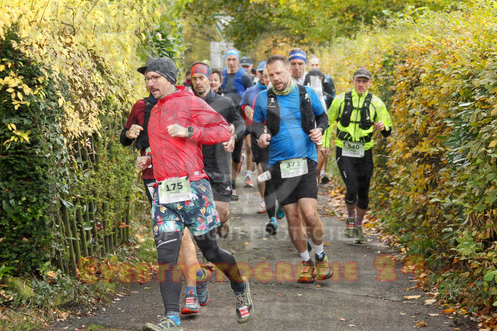 251026_1005_EV4_4089 | Sportfotografie im Rhein-Sieg Kreis, Köln, Bonn, NRW, Rheinland Pfalz, Hessen, etc. Unser Tätigkeitsfeld umfasst den Laufsport vom Volkslauf über den Marathon, Duathlon, Triathon bis zum Ultralauf wie Kölnpfad Ultra oder Schindertrail.