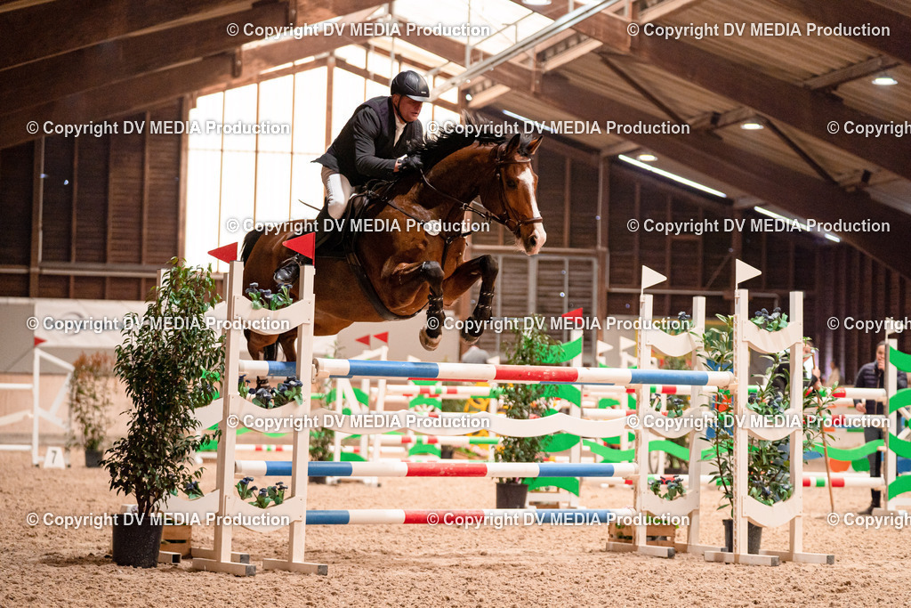 Springen Tag 3-402 | dv-media-shop - Realisiert mit Pictrs.com