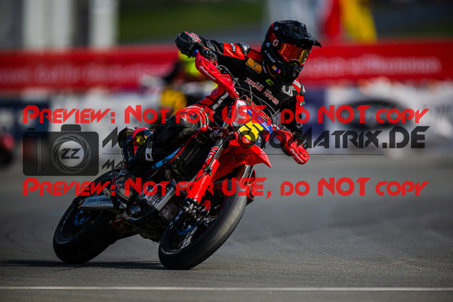 MaZZes_FotoMatrix_220904_8472 | S2