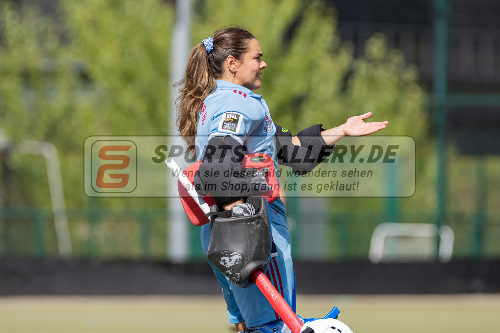 HK_20220903_109570 | 1. Bundesliga Damen Düsseldorfer HC - Berliner HC am 3.9.2022 DHC Düsseldorf, Düsseldorf , Nathalie Kulbatzki ( Torfrau Düsseldorfer HC #1 )