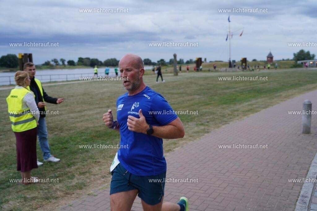 DSC05308 | Lichterlauf  - Realisiert mit Pictrs.com